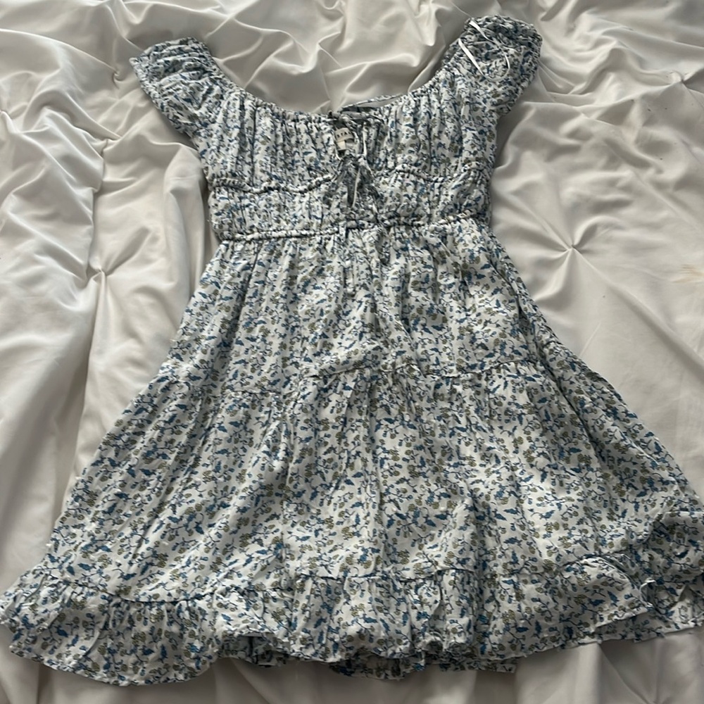 Aoropolste dress! Size xs green and blue